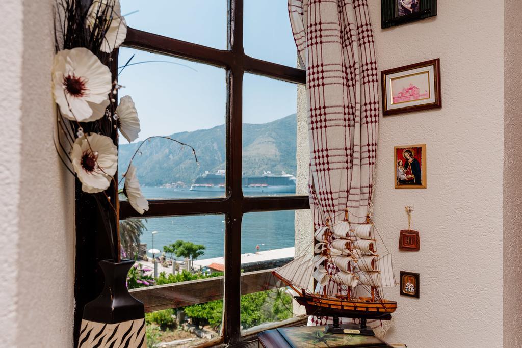 Celine'S Place By The Sea Котор Екстериор снимка